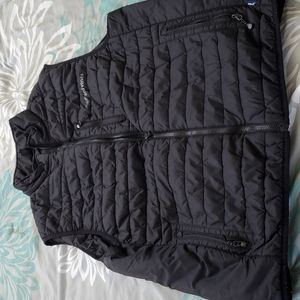 Black Vineyard Vines Puffer Vest